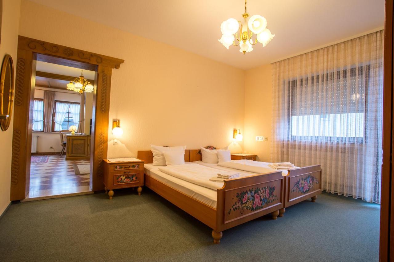 Hotel Hirsch Bad Peterstal-Griesbach Exterior foto